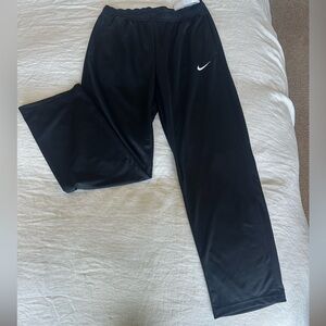 Nike Mens Relaxed Dri-Fit Black Training Sweatpants *NWT*
